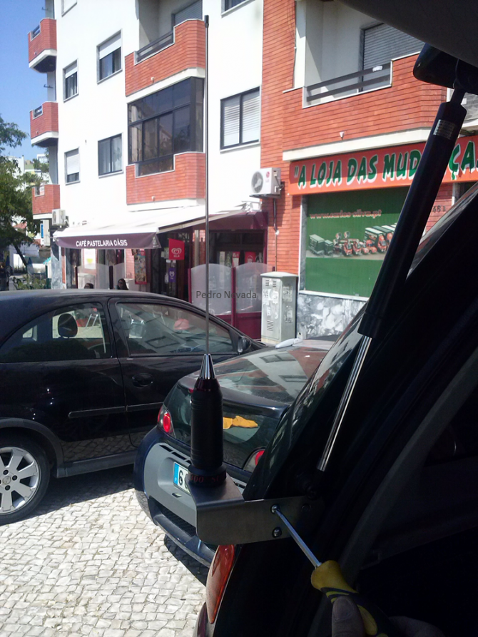 MONTAGEM ANTENA TODO-O-TERRENO MITSUBISHI PAJERO - IMAGEM 2 - Pedro Nevada