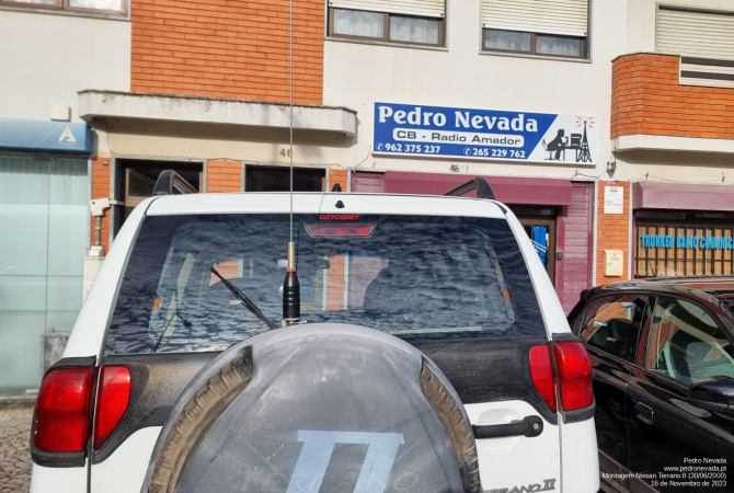 MONTAGEM ANTENA CB NISSAN TERRANO II (30/06/2000) - IMAGEM 2 - Pedro Nevada