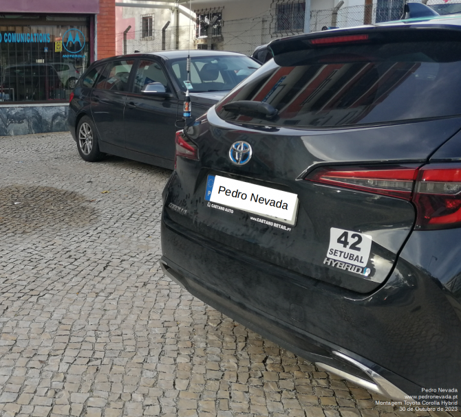 MONTAGEM ANTENA CB TOYOTA COROLLA HYBRID - Pedro Nevada