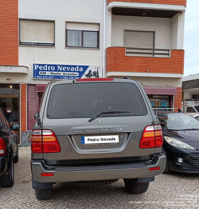 MONTAGEM ANTENA CB TOYOTA LAND CRUISER HDJ-100 - Pedro Nevada