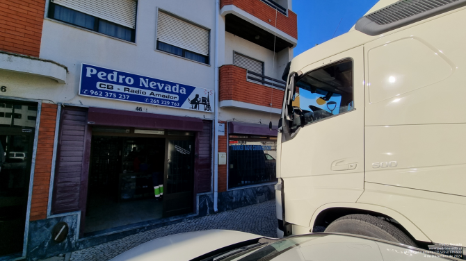 MONTAGEM ANTENA CB VOLVO FH-500 - IMAGEM 2 - Pedro Nevada