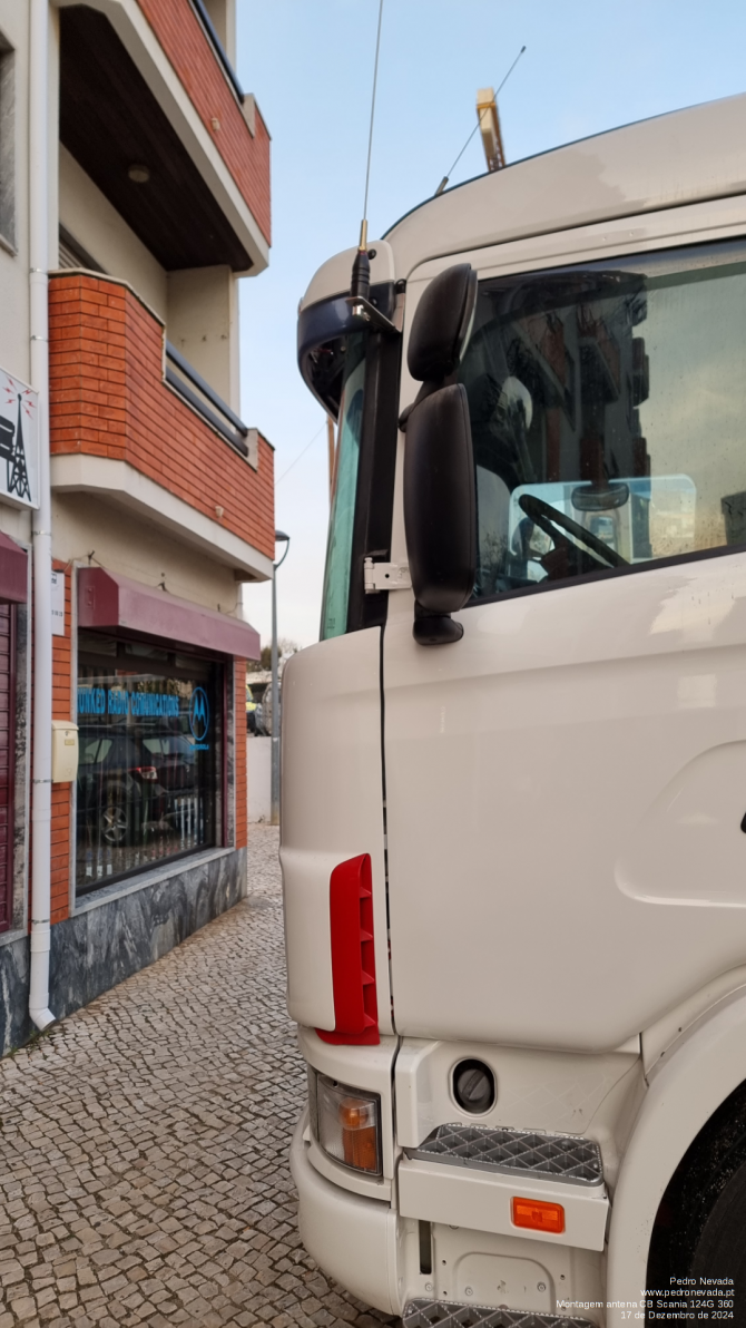 MONTAGEM ANTENA CB SCANIA 124G 360 - IMAGEM 2 - Pedro Nevada