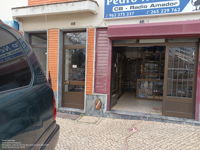 MONTAGEM ANTENA CB TOYOTA LAND CRUISER HDJ-100 - IMAGEM 2 - Pedro Nevada