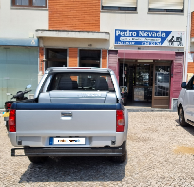 MONTAGEM ANTENA CB MAZDA - Pedro Nevada