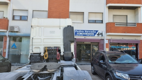 MOUNTING CB ANTENNA ON DAF XF 460 EURO 6 - IMAGE 1 - Pedro Nevada