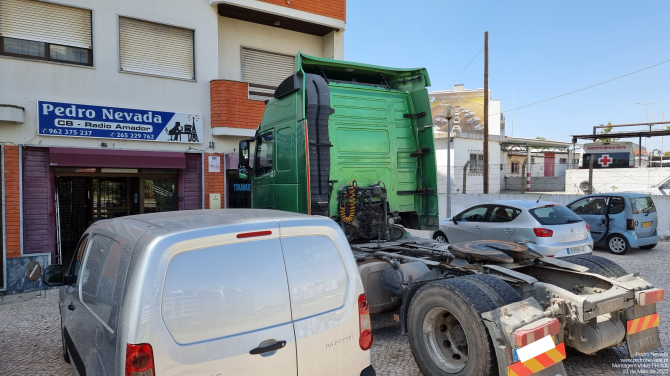 MOUNTING VOLVO FH 400 - IMAGE 2 - Pedro Nevada