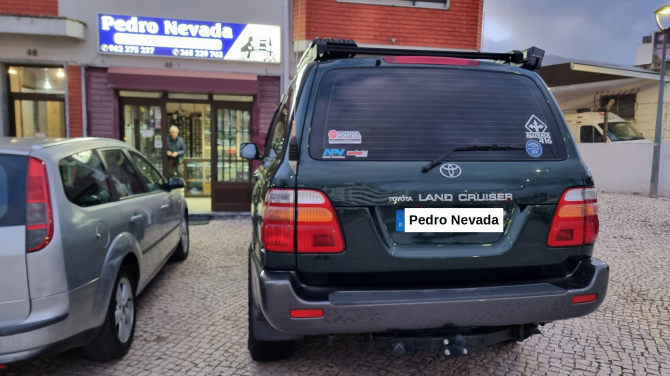 MOUNTING CB ANTENNA ON TOYOTA LAND CRUISER - IMAGE 1 - Pedro Nevada